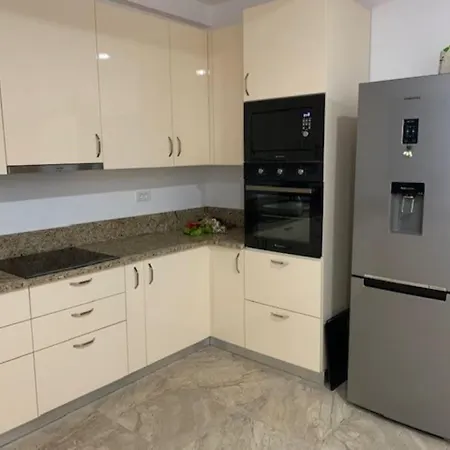 Charmante Maison De Dans Quartier Historique * Σκόδρα